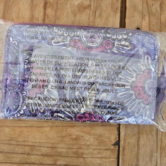 Vera Bradley Turn Lock Wallet - Picture 5 of 5